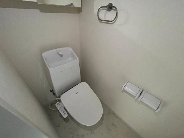 グランスタ エイアールのトイレ写真