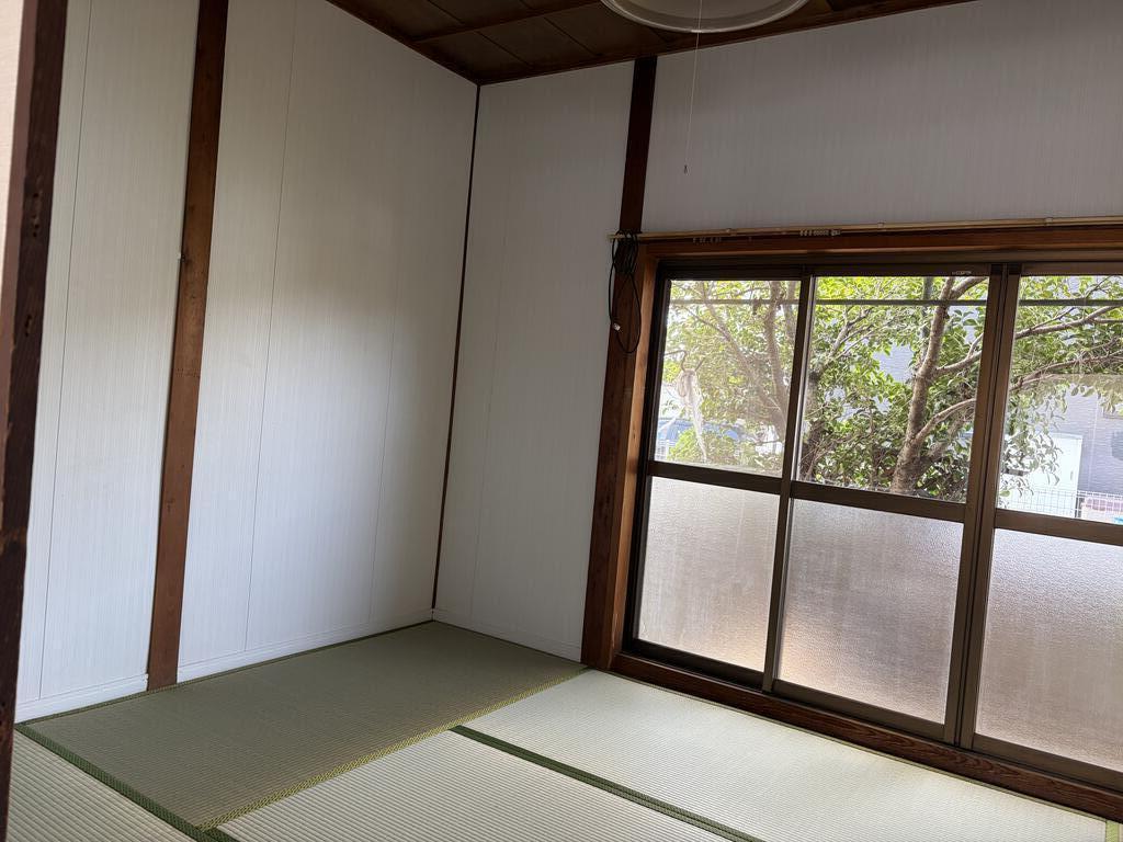 中畝5丁目若月貸家の居間写真