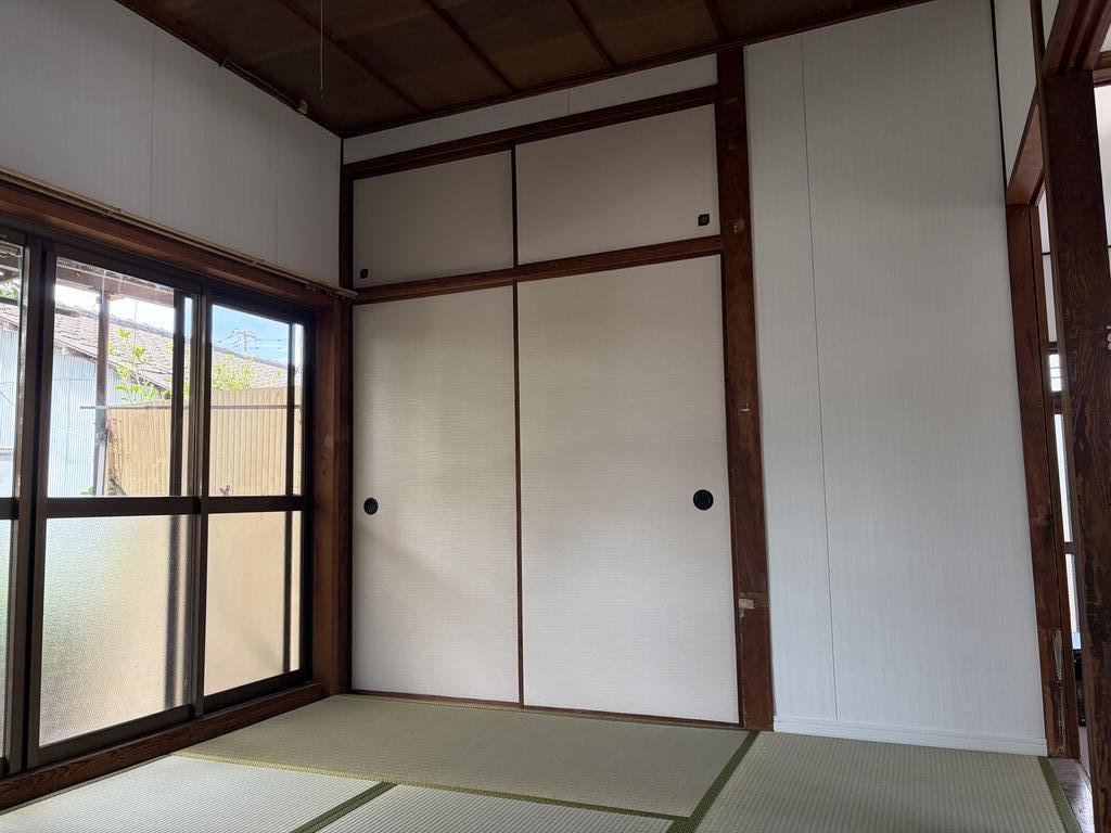 中畝5丁目若月貸家の居間写真