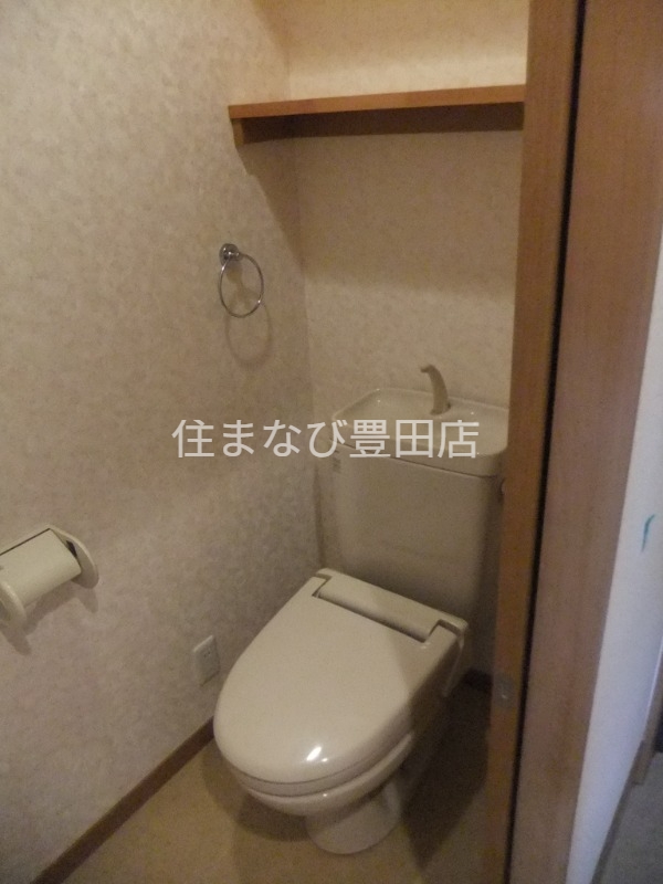 トイレ　同型タイプ