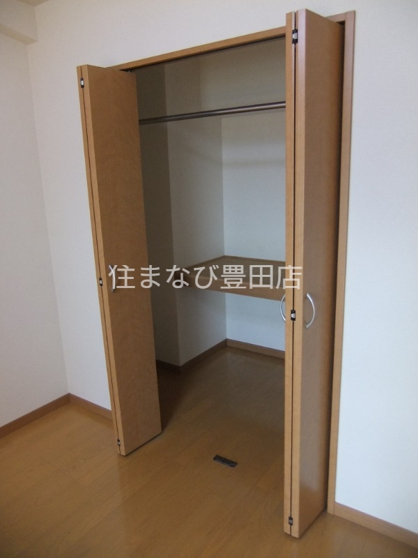 収納　同型タイプ