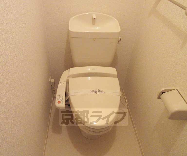 トイレ　清潔感のあるトイレです・