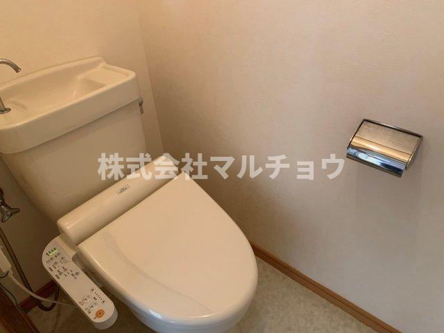 トイレ　コンパクトで使いやすいトイレです