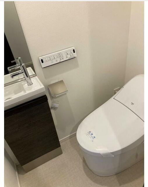 トイレ　シンプルで使いやすいトイレです