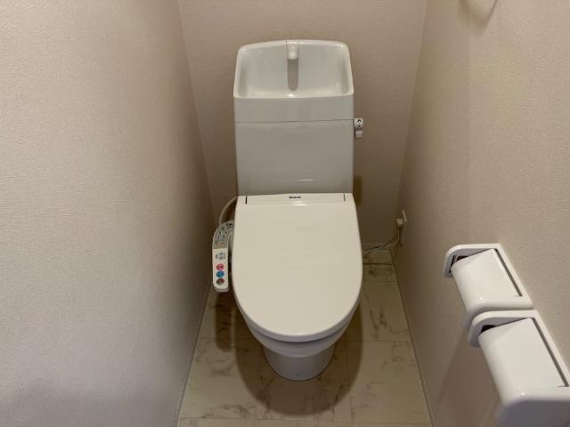 トイレ　シャワー付トイレ