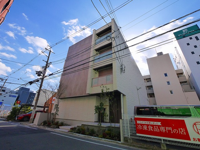 建物外観　落ち着いた雰囲気の外観です