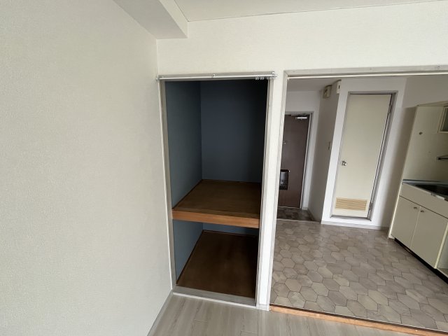 収納　(参考)同マンション他部屋の写真