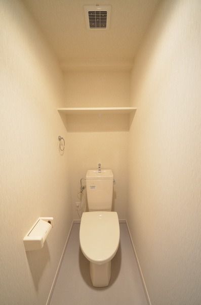 トイレ　★お部屋探しは株式会社タウンハウジング東京まで★