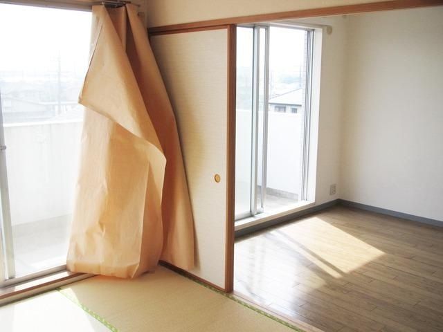 居室・リビング　★明るいお部屋★