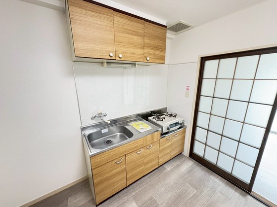 キッチン　※別の部屋の写真です