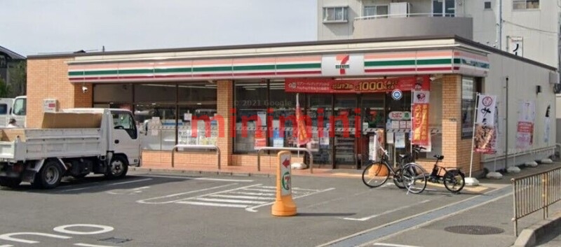 コンビニ　セブンイレブン吹田岸部中4丁目店（コンビニ）まで467m