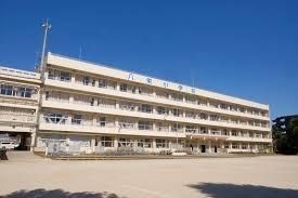 小学校　船橋市立八栄小学校（小学校）まで600m