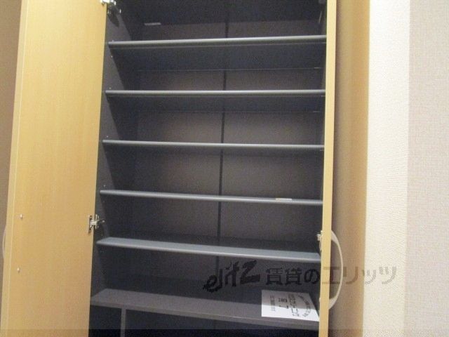 その他設備　下駄箱