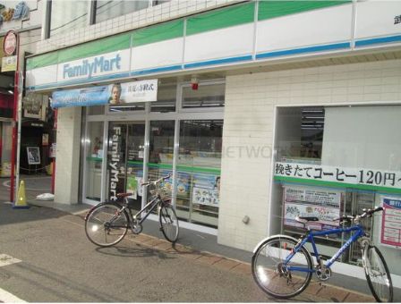 コンビニ　ファミリーマート 武蔵境二丁目店（コンビニ）まで502m