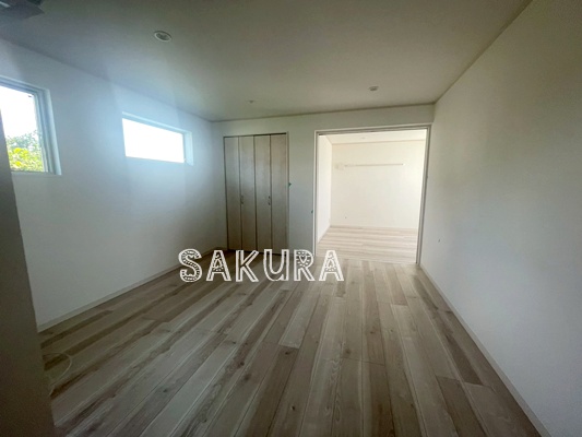 居室・リビング　開放感のあるゆったりとしたお部屋です♪