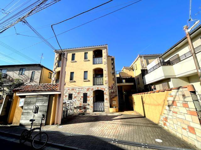 建物外観　お城のような外観
