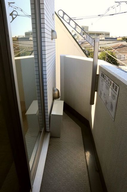 バルコニー　（別タイプ参考写真）セレッソ　和　II　　豊島区雑司が谷1