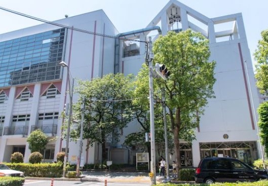 小学校　中央区立佃島小学校（小学校）まで330m
