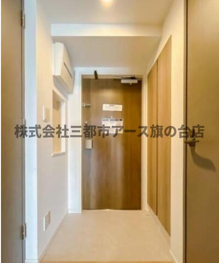 玄関　クレヴィアリグゼ西馬込
