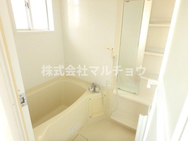 バス・シャワールーム　お風呂で日々の疲れを落としましょう