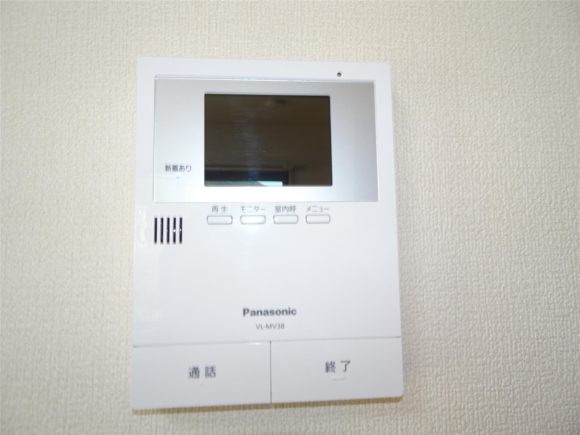 セキュリティ　お部屋から対応できるモニター付きインターホン♪