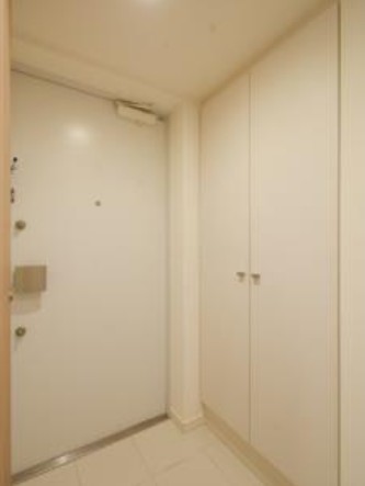 玄関　同タイプのお写真です