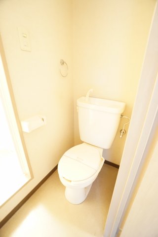 トイレ　※同物件・同タイプの写真です。