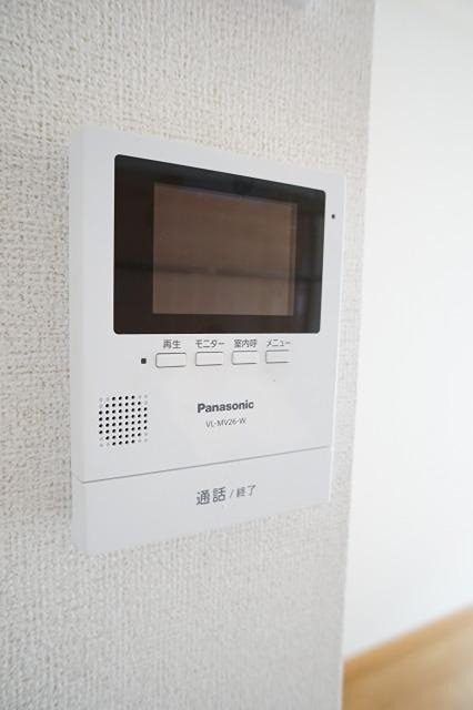 セキュリティ　来訪者の姿を確認できます。