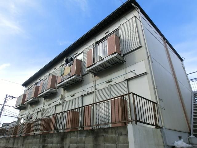 建物外観　高台で日当たり良好