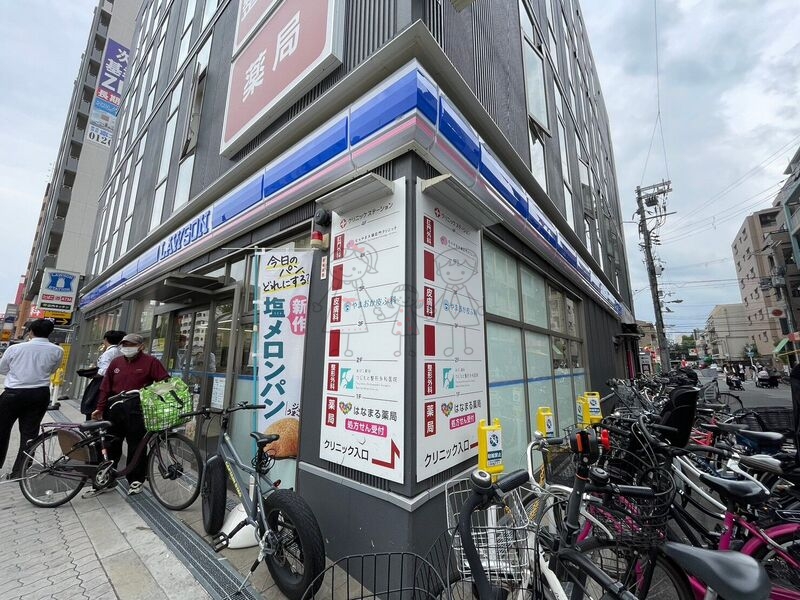 コンビニ　ローソンあびこ駅前店（コンビニ）まで325m