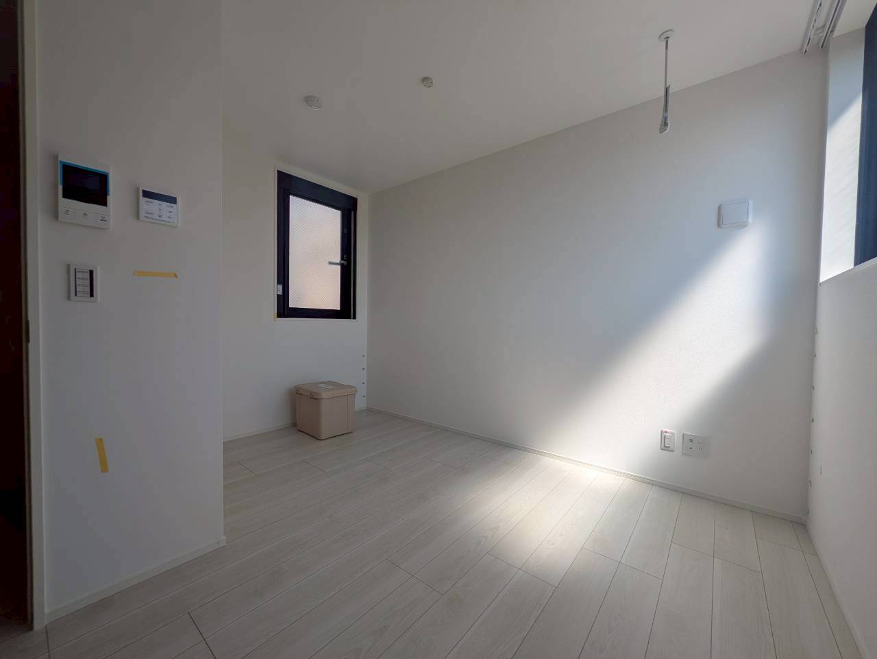 居室・リビング　建築中