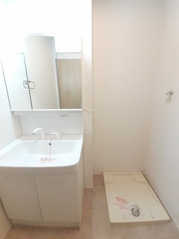 洗面設備　脱衣スペースもあります