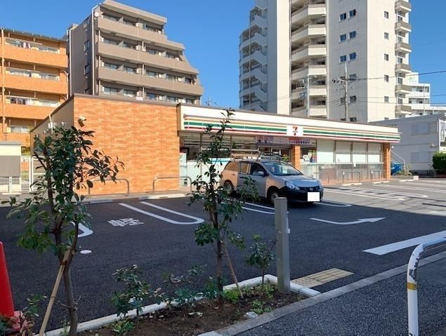 コンビニ　セブンイレブン江戸川東葛西5丁目西店（コンビニ）まで340m