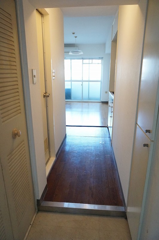 玄関　別部屋参照
