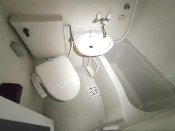 トイレ　※別部屋の写真です