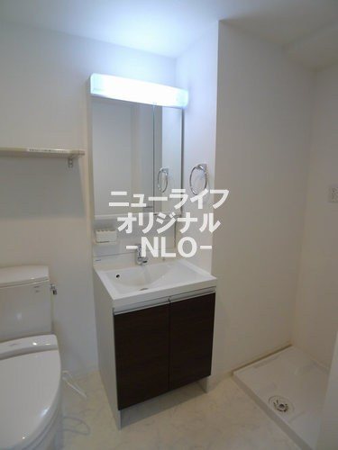 洗面設備　忙しい朝の身支度に役立つ洗髪洗面台！