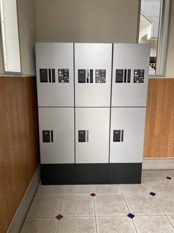 その他共有部分　共用エントランスには宅配BOXがあるので荷物の受け取りもスム