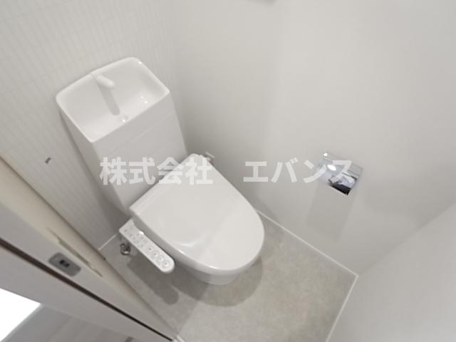 トイレ　落ち着いたトイレです
