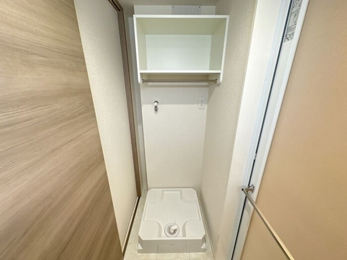 玄関　洗濯機置き場
