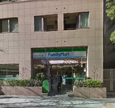 コンビニ　ファミリーマート 日本橋かきがら町店（コンビニ）まで100m