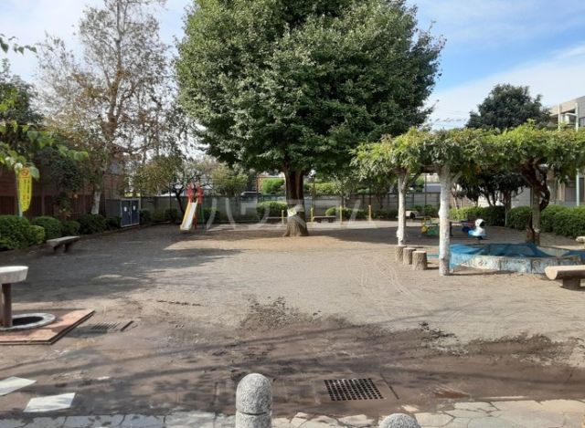 その他　下連雀しらかば児童公園（その他）まで613m