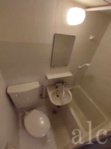 トイレ　コンパクトで使いやすいトイレです