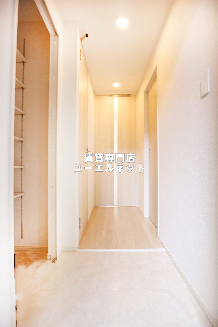 玄関　住まいの顔ともなる玄関