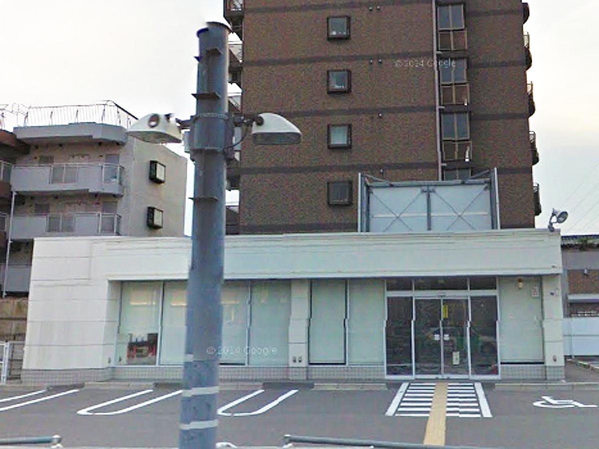 コンビニ　ファミリーマート　豊中稲津町店（コンビニ）まで395m