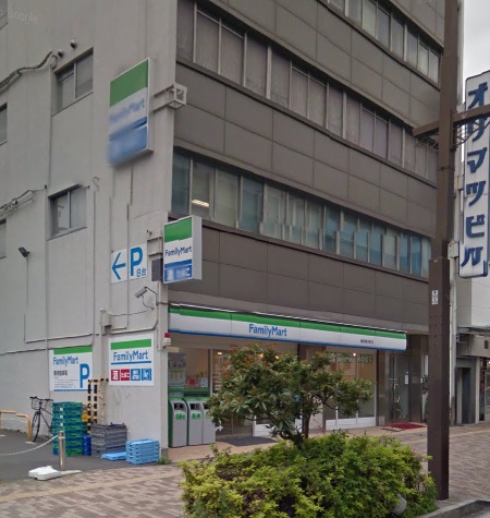 コンビニ　ファミリーマート横浜青木町店（コンビニ）まで766m