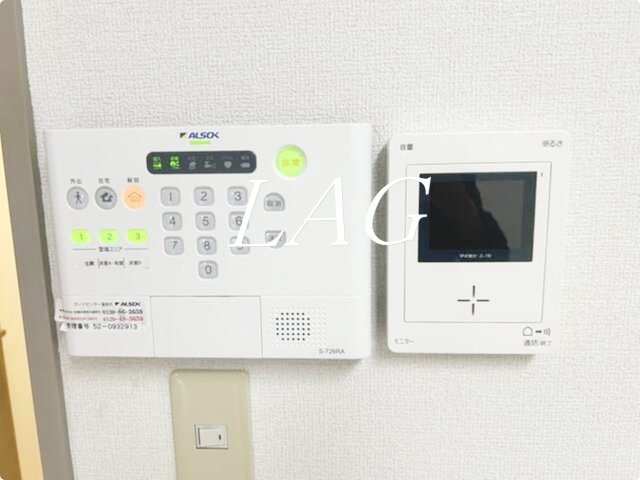 セキュリティ　モニター付きインターホンです。