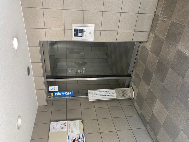 エントランス