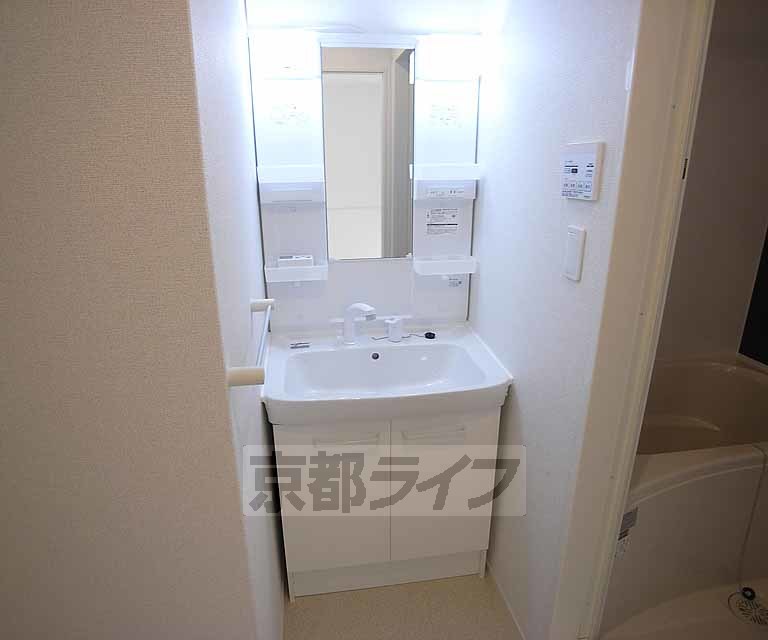 洗面設備　シャンプードレッサーです