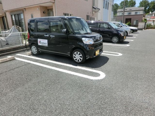 駐車場　敷地内駐車場です