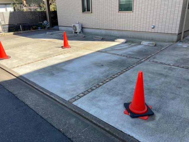 駐車場　駐車場